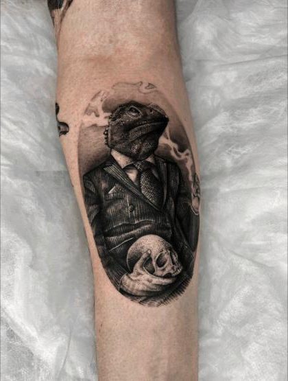 The Collector – realizm dövme, InkBlaze Ankara